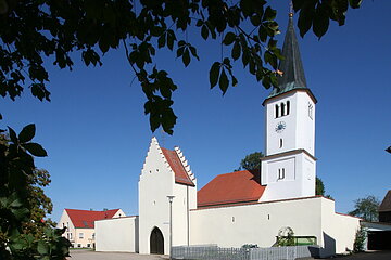 Pfarrkirche St. Ägidius, Röckenhofen (Wehrkirche)
